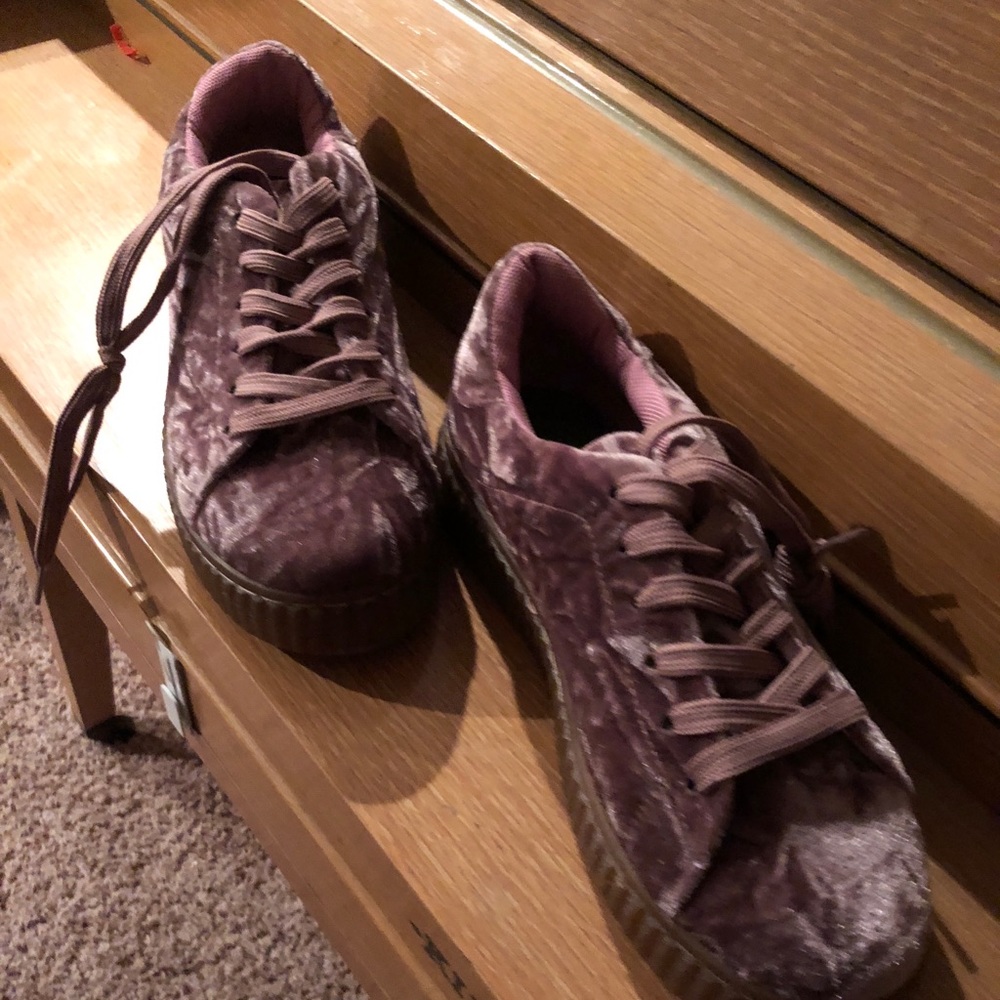 Lavender velvet, platform sneakers. Size 7!